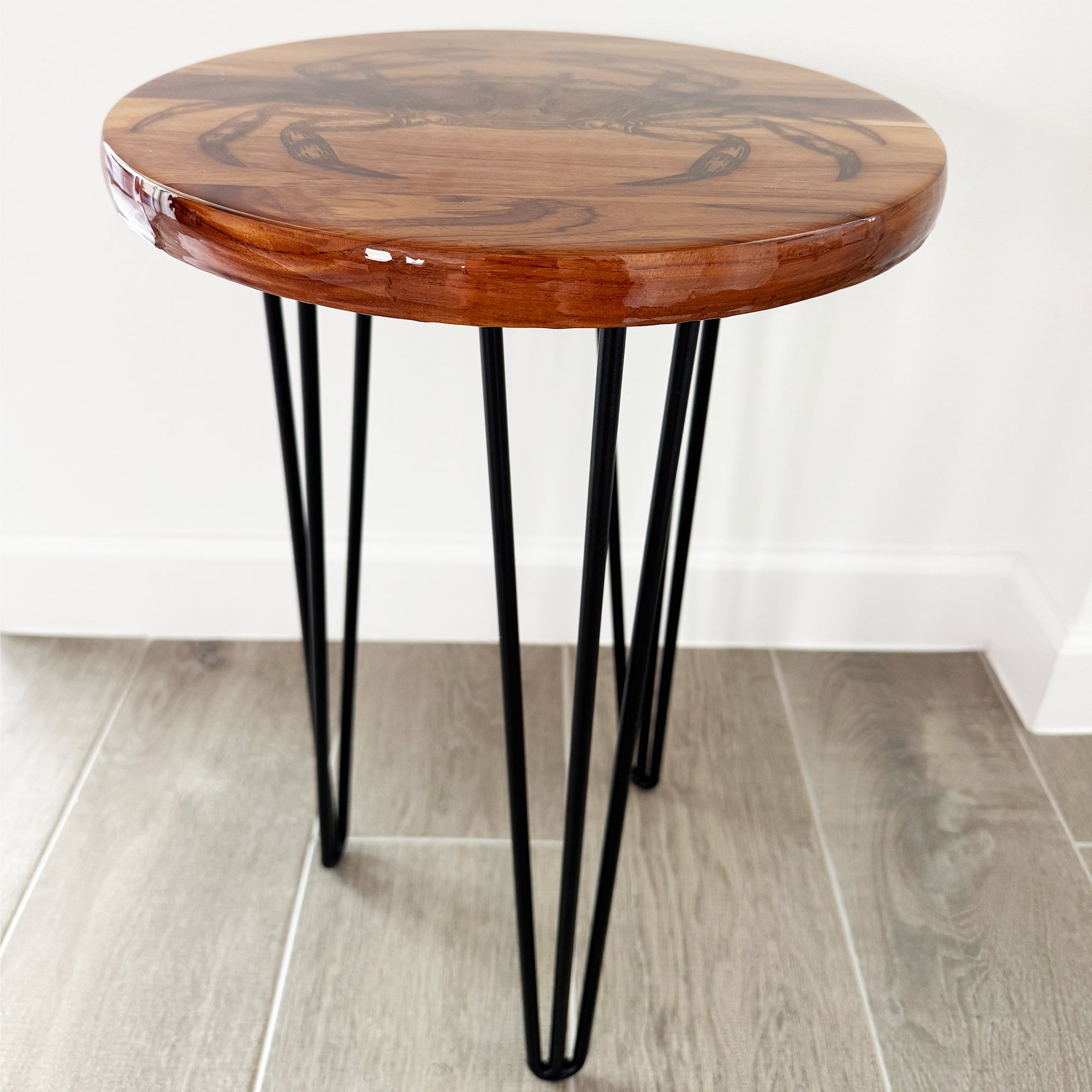 Crabby | Handcrafted Accent Table